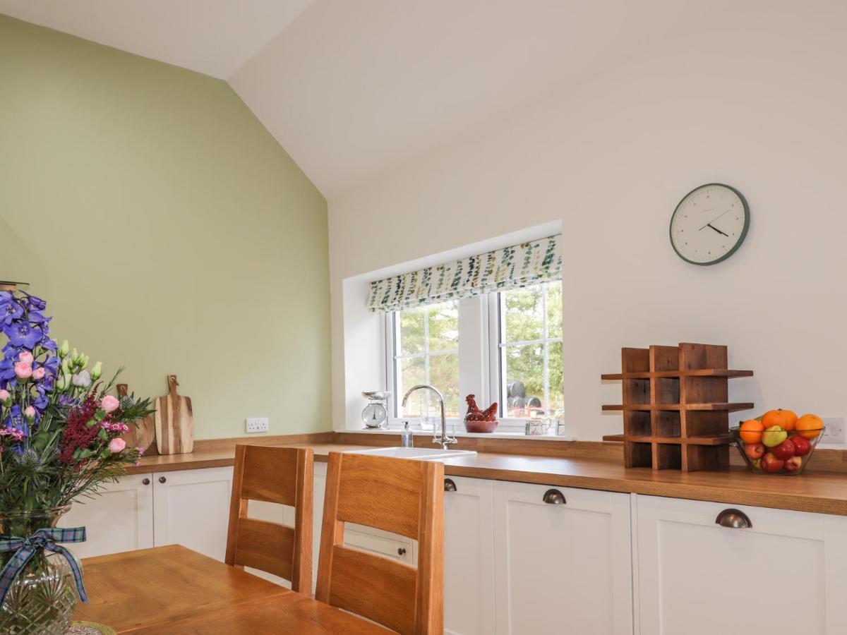 Bonnach Villa Muir of Ord Bagian luar foto